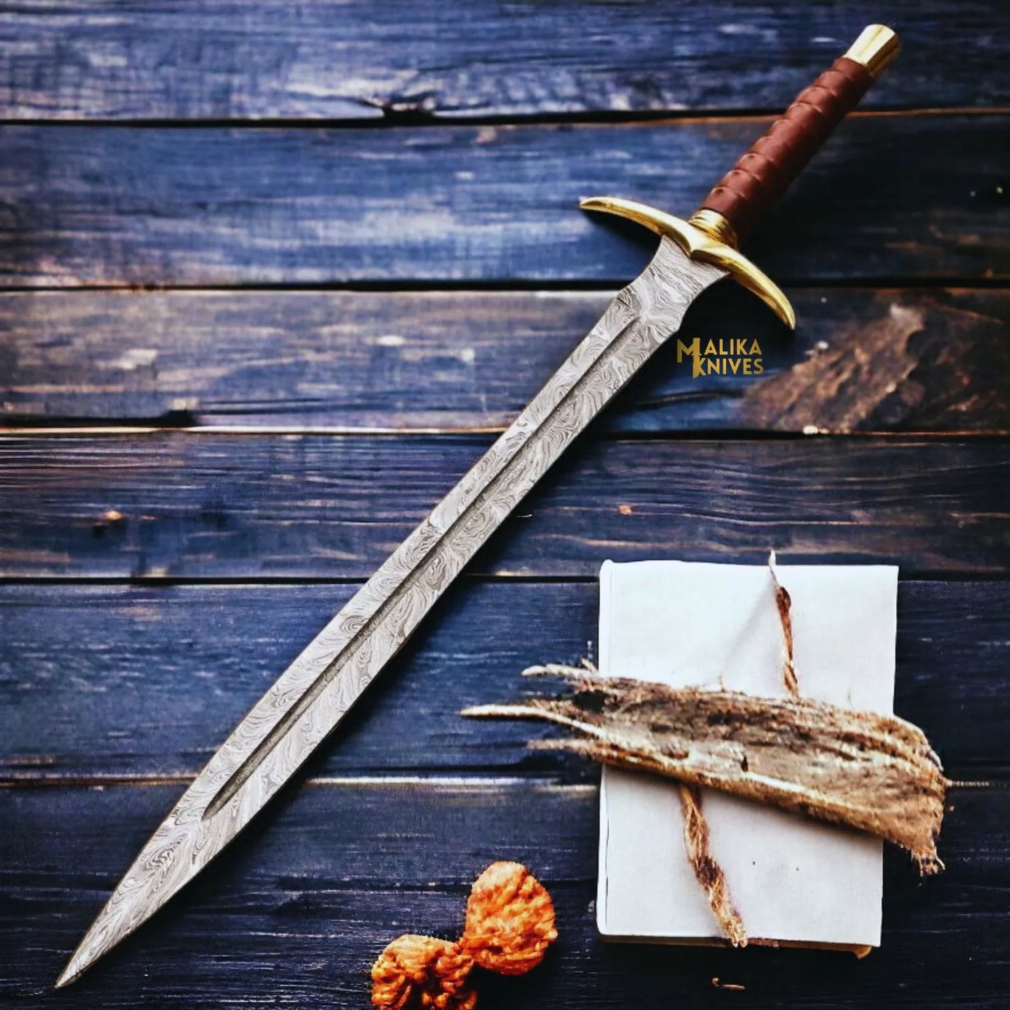 Damascus Kingslayer Arming Sword with Leather sheath-904