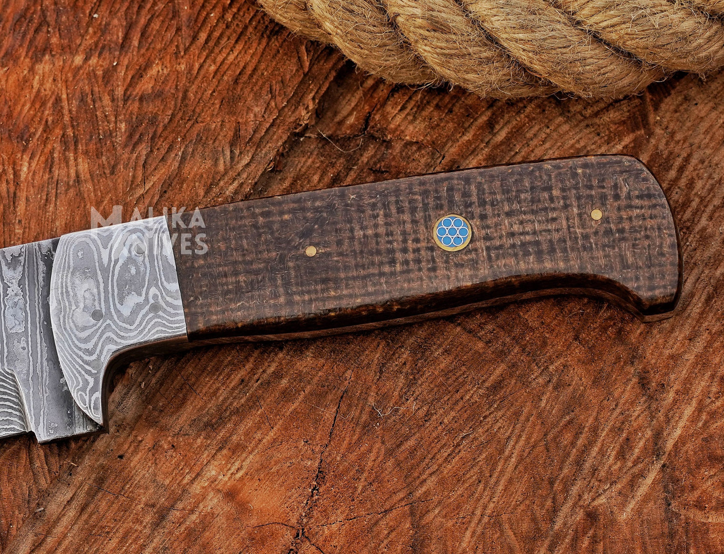 Custom Hunting Knife – Premium Stainless Damascus with Leather Sheath