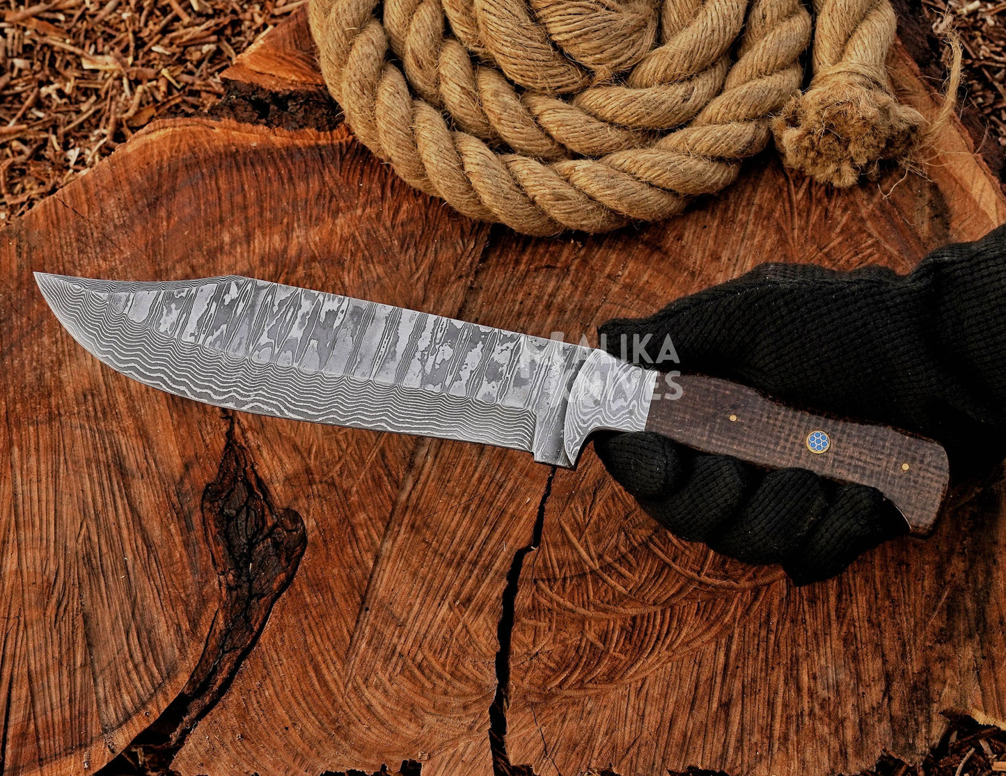 Custom Hunting Knife – Premium Stainless Damascus with Leather Sheath
