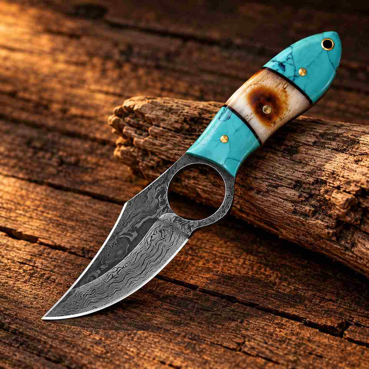 Damascus skinner knife with turquoise resin and natural horn handle