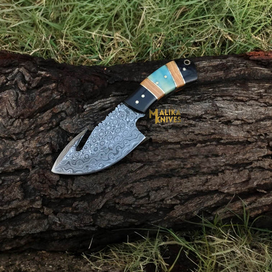  Damascus gut hook skinning knife with horn handle and leather sheath for hunting and deer processing