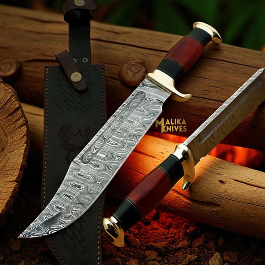 Damascus Dundee Bowie knife with Pakka wood & Bull horn handle & leather sheath.